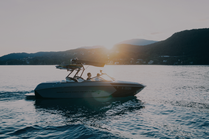 https://staging.boatsmartexam.com/wp-content/uploads/2020/04/sunset-boating.png